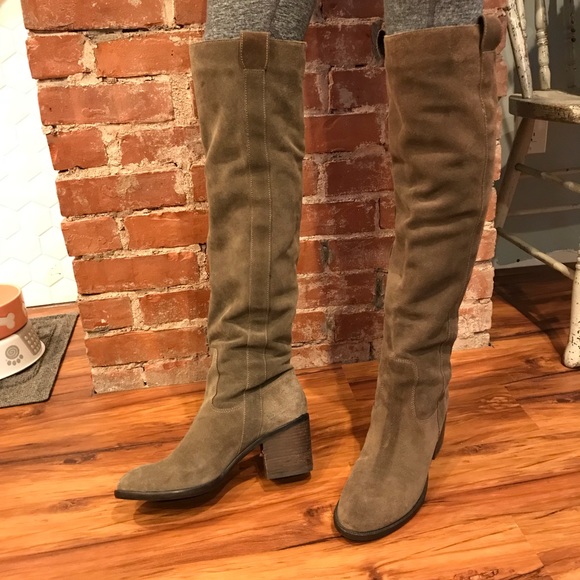 bcbgeneration suede boots
